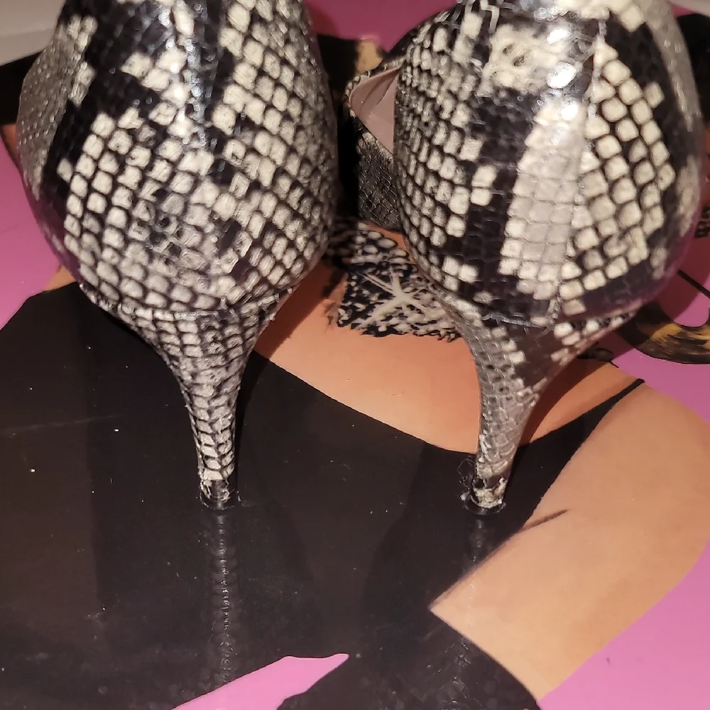 J. Crew Black and Gray Heels - Picture 9 of 10